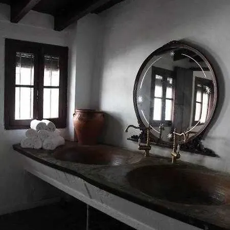 Casa Palacio Del Siglo Xviii En Centro Севилья
